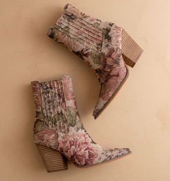 The Lydia | Mauve Tapestry Bootie