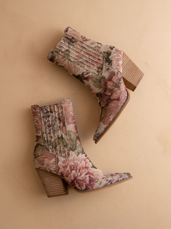 The Lydia | Mauve Tapestry Bootie