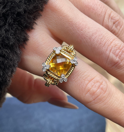Vintage yellow 14K 1.8 ctw citrine and .12 ctw diamond ring, size 7