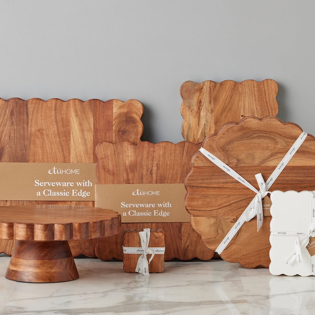 Scalloped Cutting Board, Large Square-gallery-47086467711169