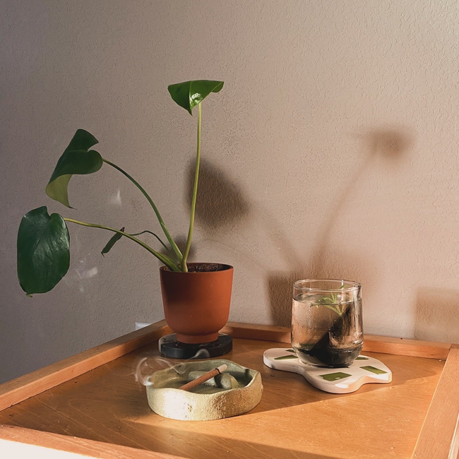 Anwụ̀rụ̀ Incense holder-gallery-52701939269906