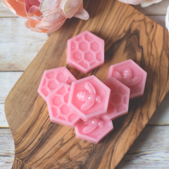 PS I Love You Honeycomb Wax Melts | Magnolia Peony Bergamot Amber Coco Wax Tarts-gallery-28062195777606