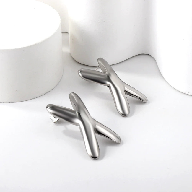 Beso "X" Stud Earrings-gallery-42474084958458