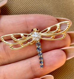 Vintage yellow 14K approx .35 ctw sapphire, ruby and .11 ctw diamond dragonfly pendant pin