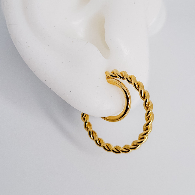 Double Twist Ear Cuff-gallery-42474119692538