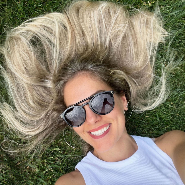 Amelia-Polarized-gallery-46684246573349