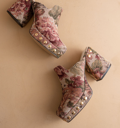 The Sierra | Mauve Tapestry Platform Clog
