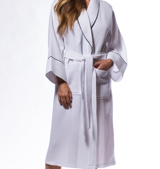 Waffle Shawl Long Robe Square Pattern White