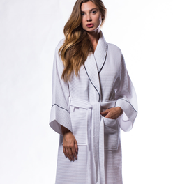 Waffle Shawl Long Robe Square Pattern White