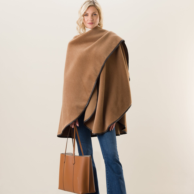 Arequipa Alpaca Cape-gallery-42946954527000