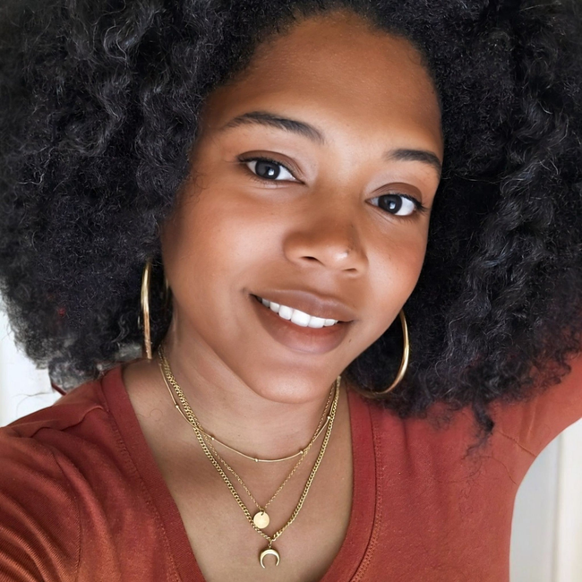 Renee Hoop Earrings-gallery-42503253524730