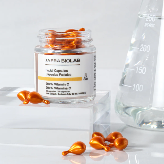 BIOLAB-VitaminC-Styled.webp