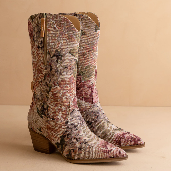 BRILEE_mauvetapestry_product2.webp
