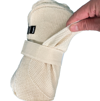 BagitoTowel - Roll of 25 removing one towel.png