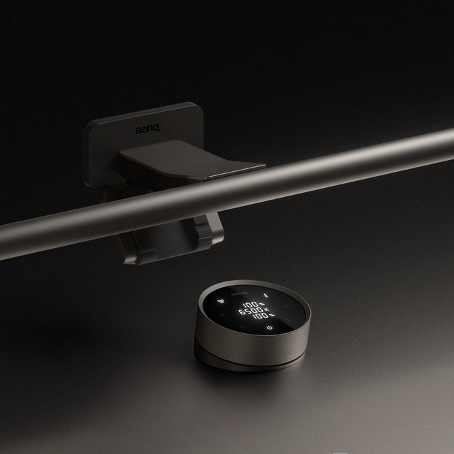 BenQ Halo 2 Rendering_View 6 full body_reflection2.png