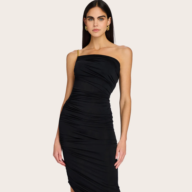 CHANTEL_BLACK_0003.webp