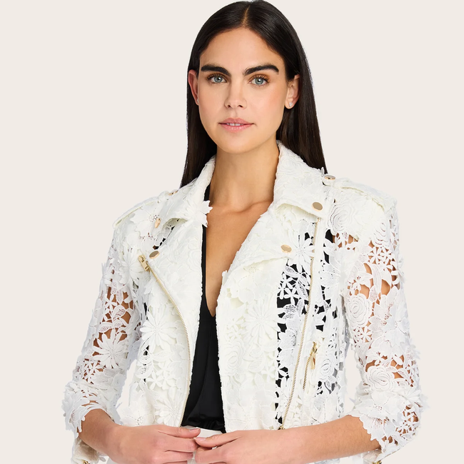 CRAWFORD_WHITE_MAGDA_WHITE_0023.webp