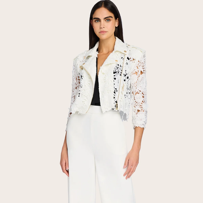 CRAWFORD_WHITE_MAGDA_WHITE_0017.webp