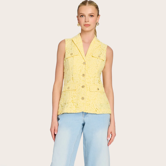 CURTIS_YELLOW_KEIKO_BLUE_0002.webp