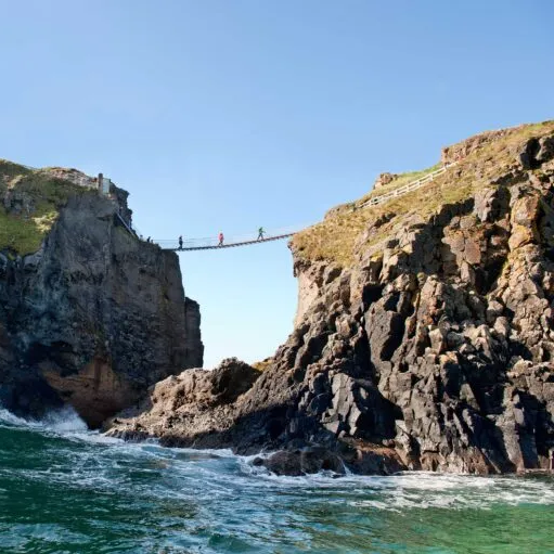 Carrick-a-Rede-Rope-Bridge-Co-Antrim-_SHT5875-768x511.webp