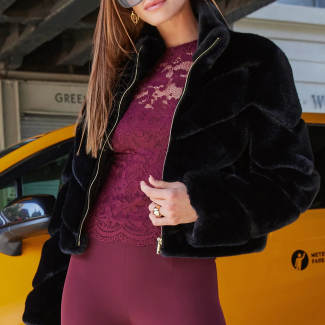 Clayton-Cabernet_Wesley-Cabernet_Brianna-Black_6_aad8be25-82bf-455b-a976-ccb559ebec10.webp