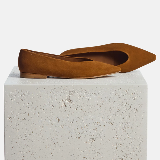 Coclico_Cabnal_Russet_1a_21fd7549-f53f-401f-ad29-d0dc72d26eb4.webp