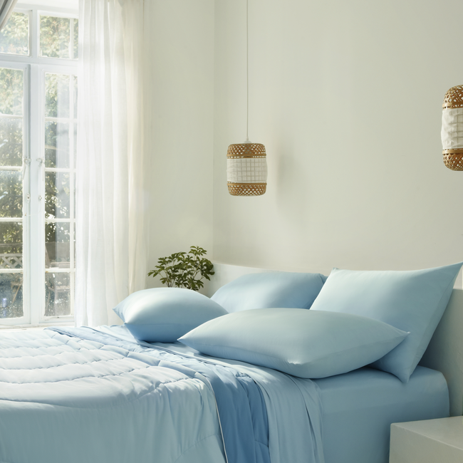 Comforter Arctic Blue .jpg