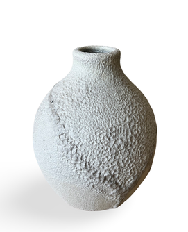 Ara Crater Vase Collection