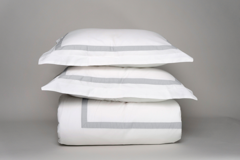 Saatva Banded Percale Duvet Cover Set