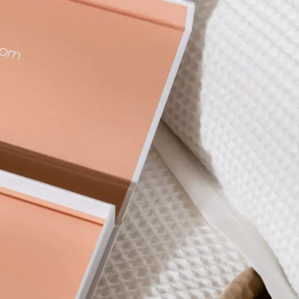 Saatva Introduces Luxury Silk Pillowcase and New White Silk Eye Mask Colorway