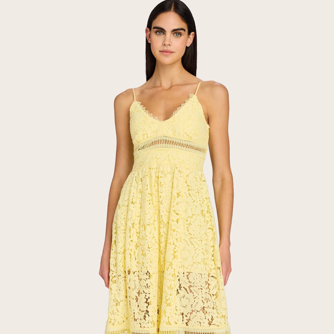 EMMA_YELLOW_0012.webp