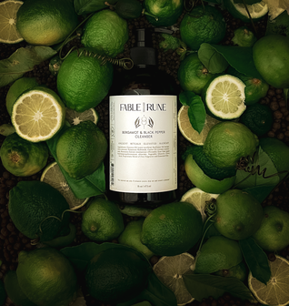 BERGAMOT & BLACK PEPPER BODY CLEANSER