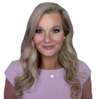 Elle Serafina (INHC).png