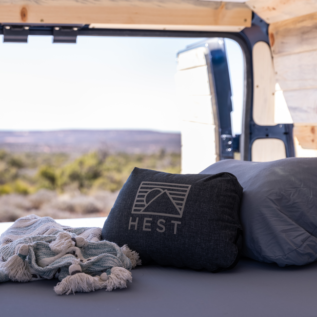 EmilySierra_05122021_Dually_Pillow_Van_13.jpg