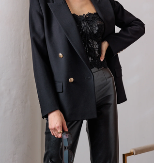 Maverick Crepe Blazer
