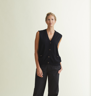 Enza Washable Cashmere Vest