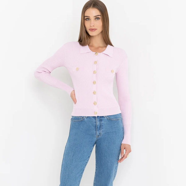 F25_CarterRibCardigan_Pink_RylandDenimJeans_StarLt.Blue4.webp