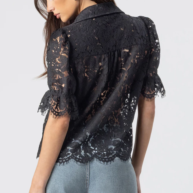 F25_MinaLaceShirt_Black_RaquelDenimPants_LightBlue2.webp