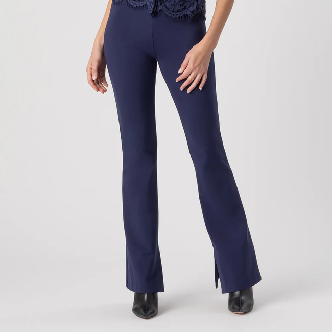 F25_MinaLaceShirt_Dusk_MurrayPonteLeggings_Navy_2.webp