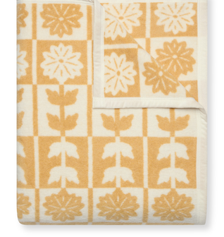 Floral Quilt Almond Blanket