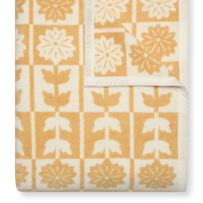 FLORAL QUILT ALMOND_Folded.jpg