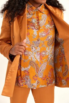 The Clairborne Blouse in Paisley Viscose Silk
