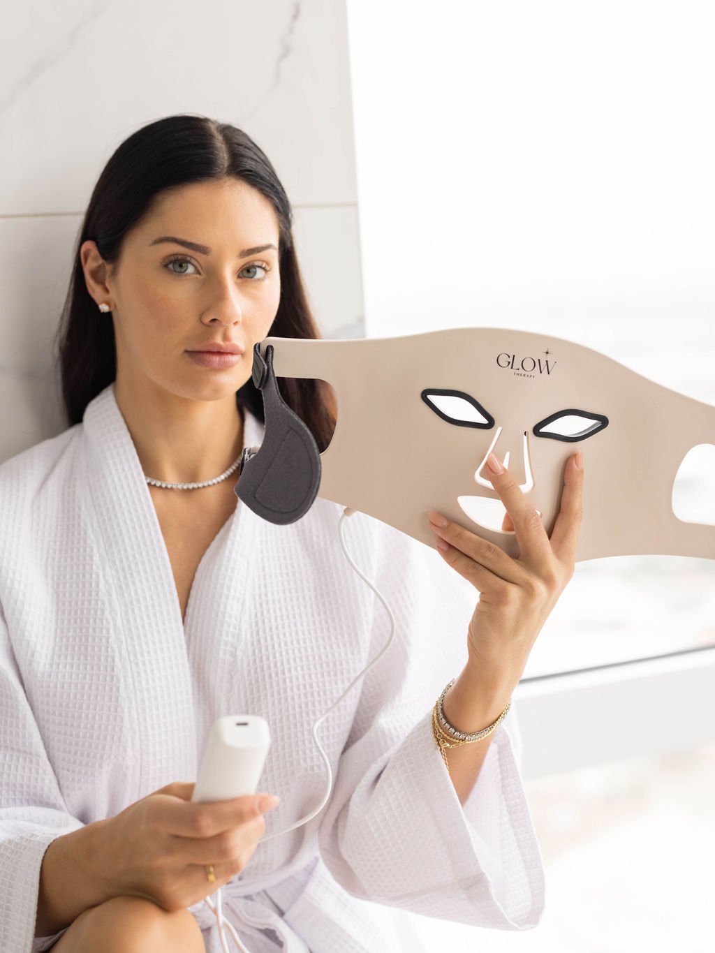The Glow Getter Mask LED Light Therapy Mask Public Relations Media Kit Press Hook