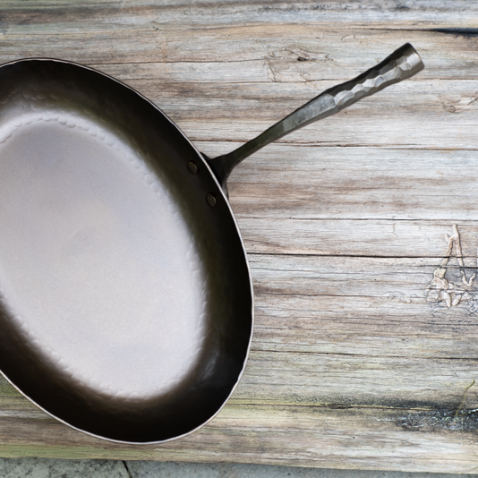 Fish skillet.png