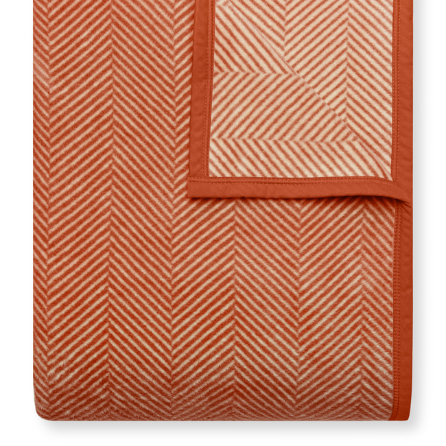 HARBORVIEW HERRINGBONE DESERT RED_Folded.jpg