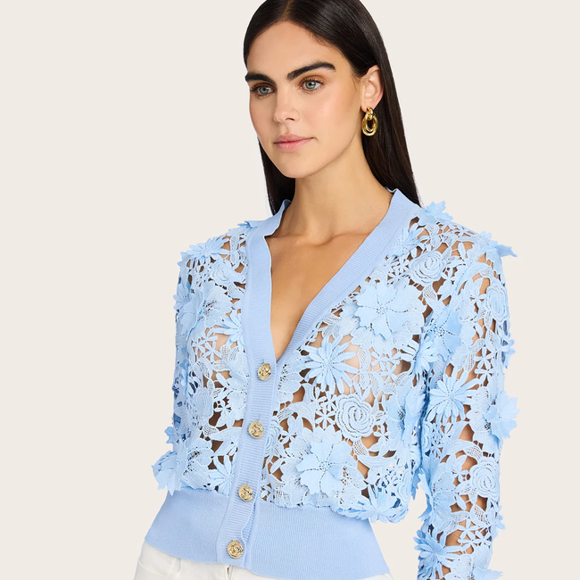 HARLOW_BLUE_EROS_WHITE_0034.webp