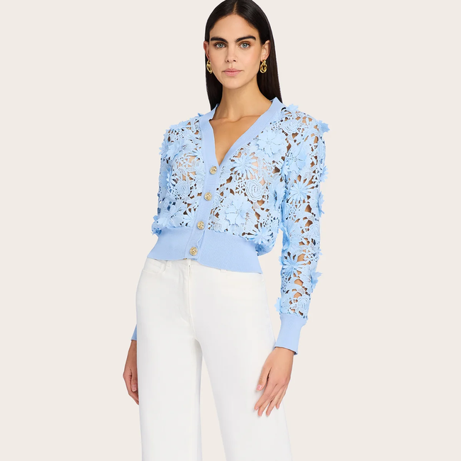 HARLOW_BLUE_EROS_WHITE_0002_f949ae98-031a-4253-853a-db54e5d05696.webp