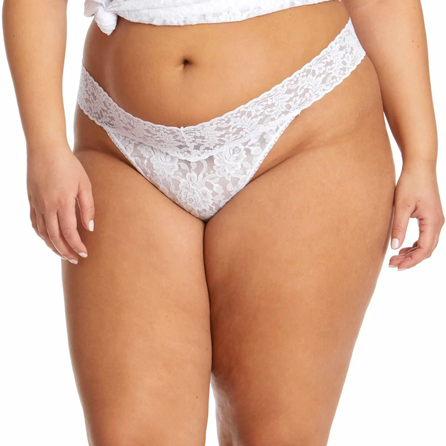 Hanky-Panky-Signature-Lacer-Original-Rise-Thong-White-View-4.webp