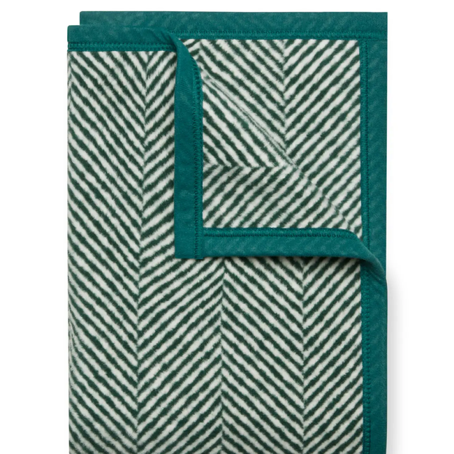 Harborview-Herringbone-Midi-in-Evergreen_Folded.webp