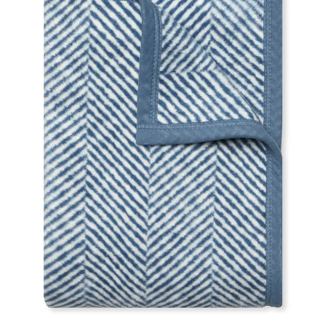 Harborview_Herringbone_Light_Blue_Midi_Folded.webp